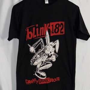 Blink 182 2023 concert T-Shirt